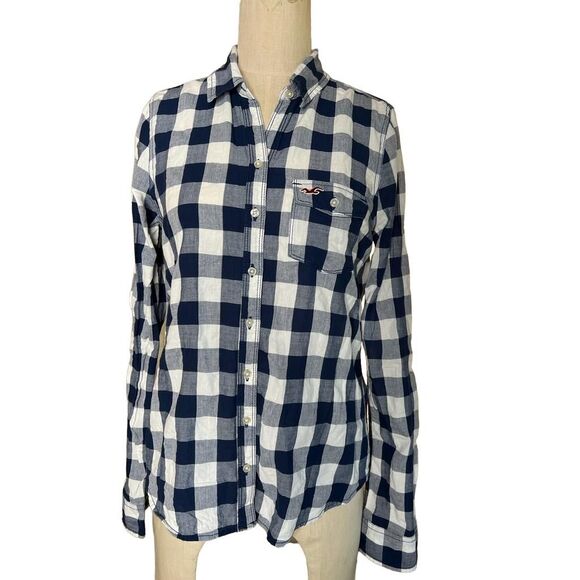 Hollister Tops - Hollister Classic Plaid Button Up Shirt - Size L